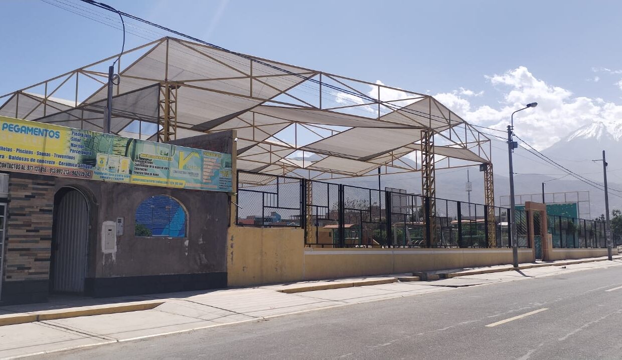 CASA EN VENTA EN CERRO COLORADO SR QUENTA I ARMANDO VENERO VIII