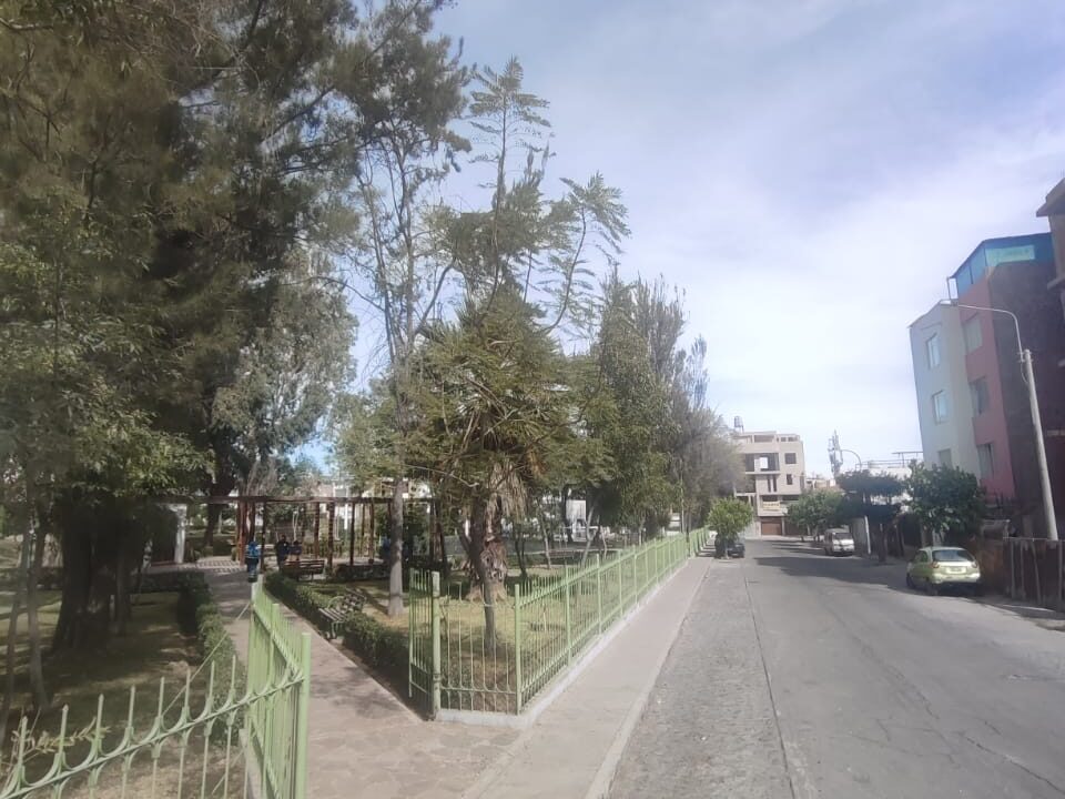 CASA EN VENTA EN JLBYR URB LA ENCALADA BETO IX