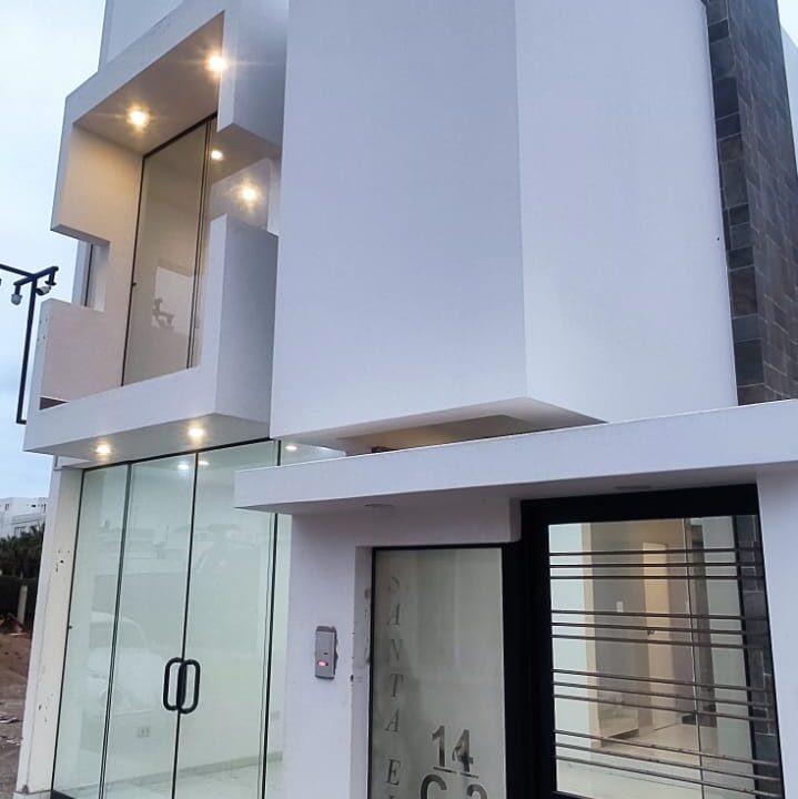 CASA EN VENTA MEJIA MOLLENDO V
