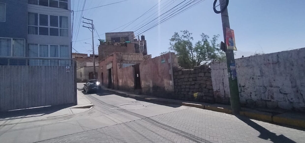 TERRENO EN VENTA EN CERRO COLORADO SR JESUS 511 M2 XV