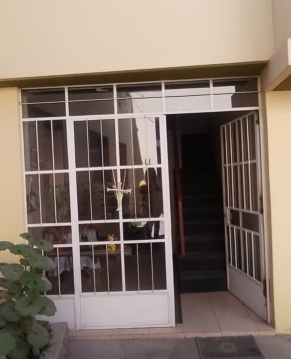 CASA EN VENTA EN CERRO VIEJO 532 M2 CERRO COLORADO XIII