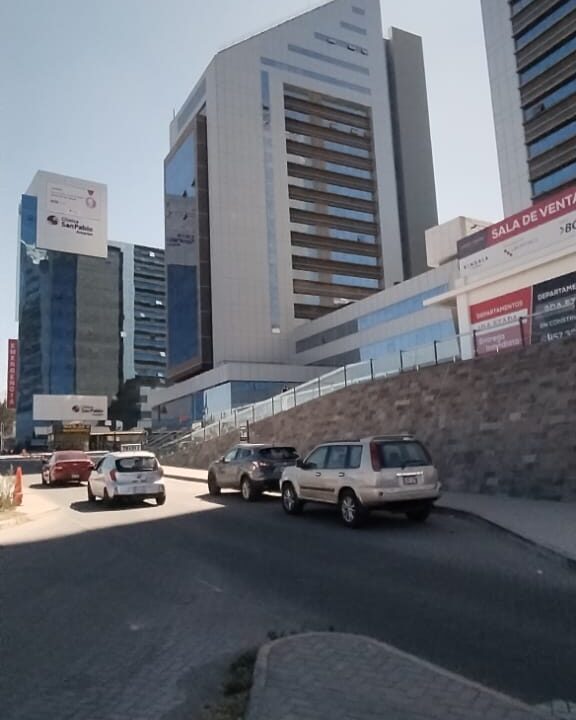 COCHERA CITY CENTER DR RAUL LLERENA III