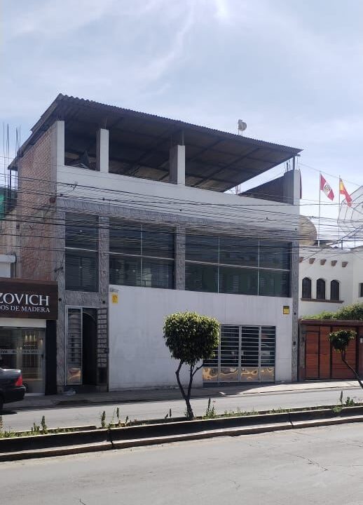 PROPIEDAD COMERCIAL EN VENTA AV PARRA 300 M2 SRA HILDA VALENCIA XI